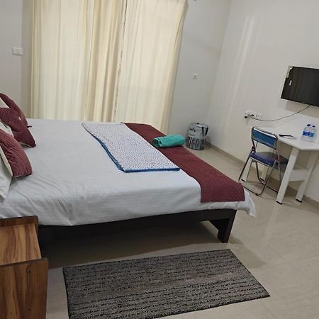 Rockfort Stay Inn Oragadam Extérieur photo